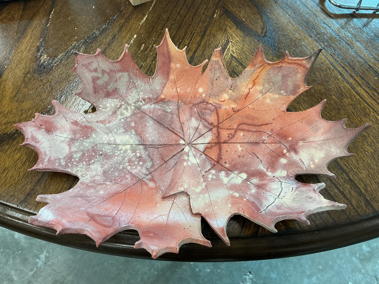Twin Oak Leaf Bowl
